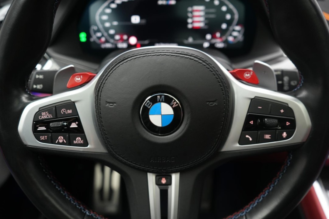 BMW X5 M Competition - foto 23