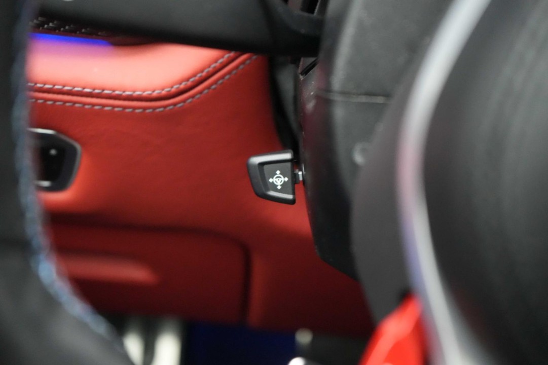 BMW X5 M Competition - foto 24