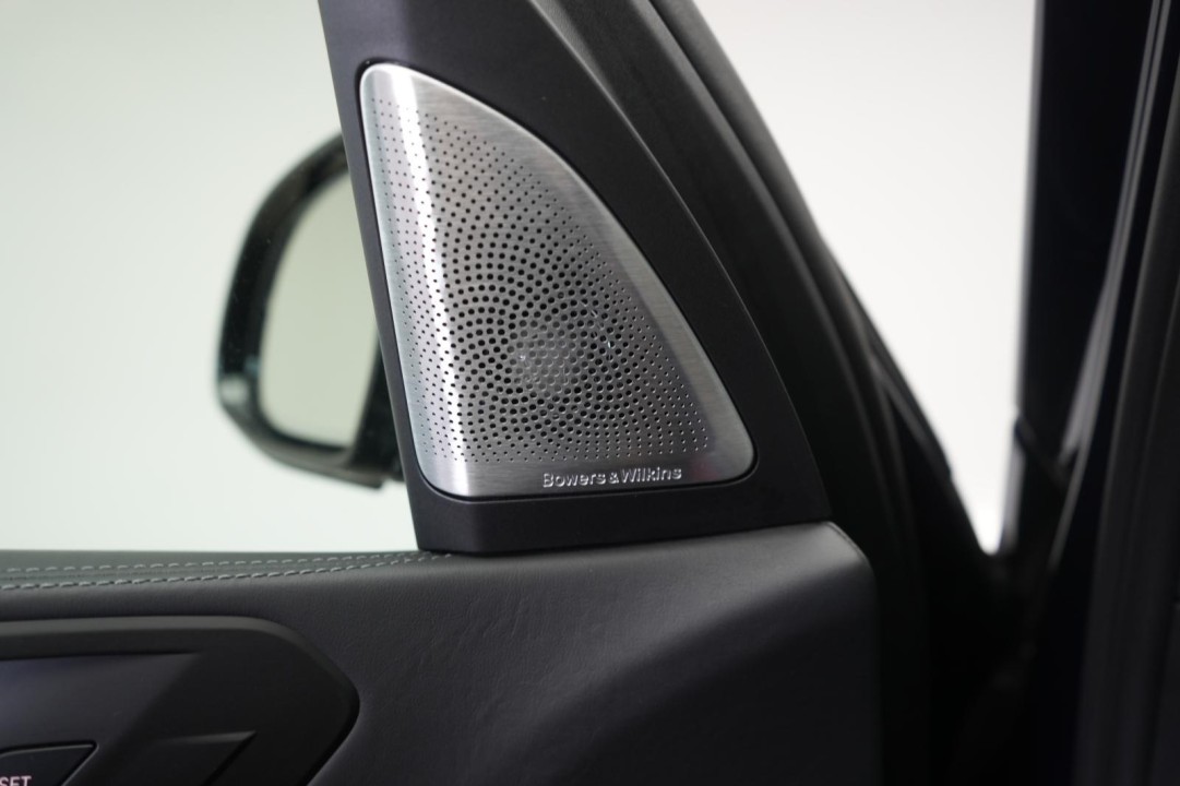 BMW X5 M Competition - foto 30