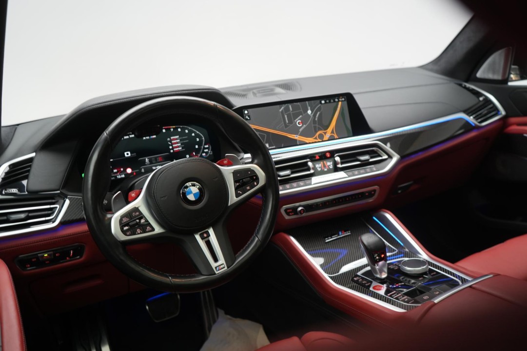 BMW X5 M Competition - foto 16