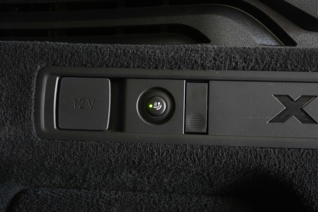 BMW X5 M Competition - foto 34