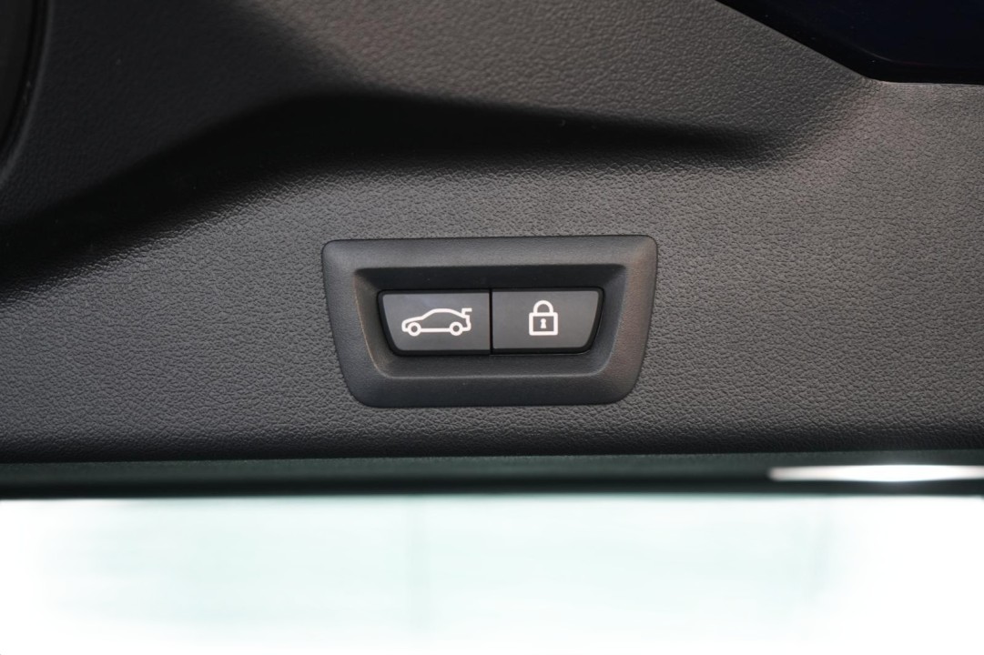 BMW X5 M Competition - foto 42