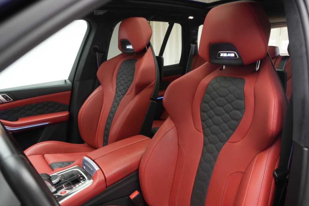 BMW X5 M Competition - foto 9