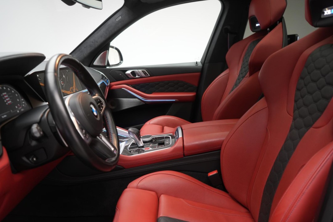 BMW X5 M Competition - foto 10