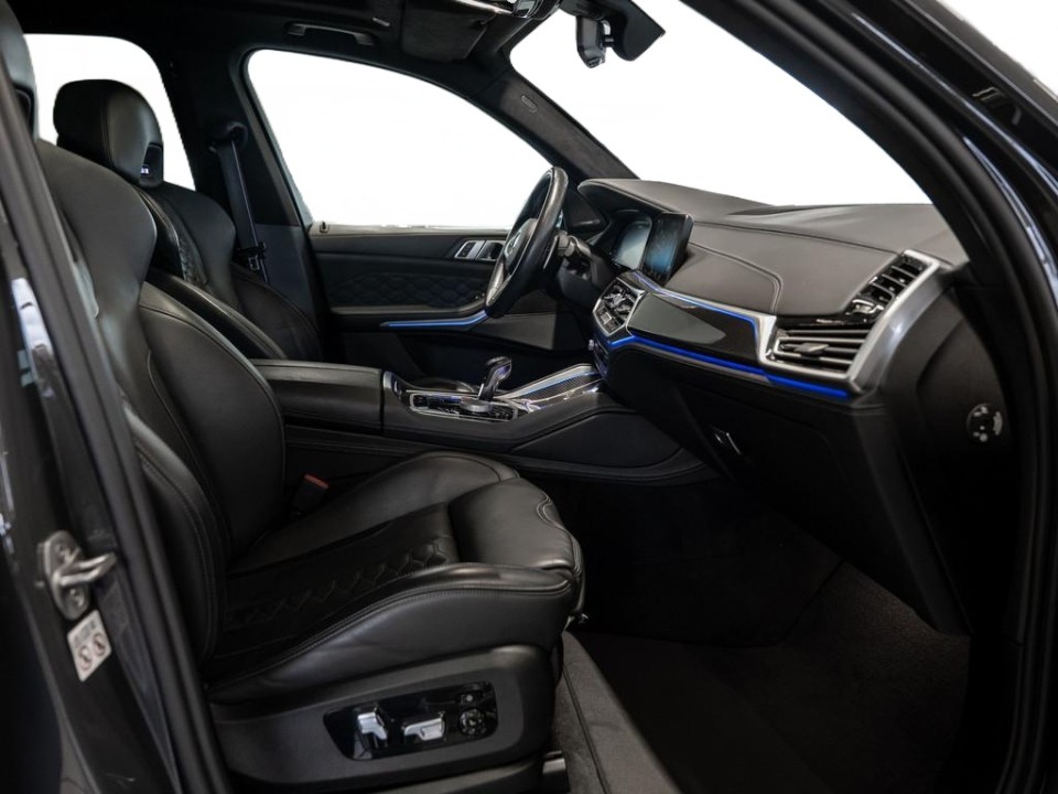 BMW X5 M xDrive Competition - foto 7