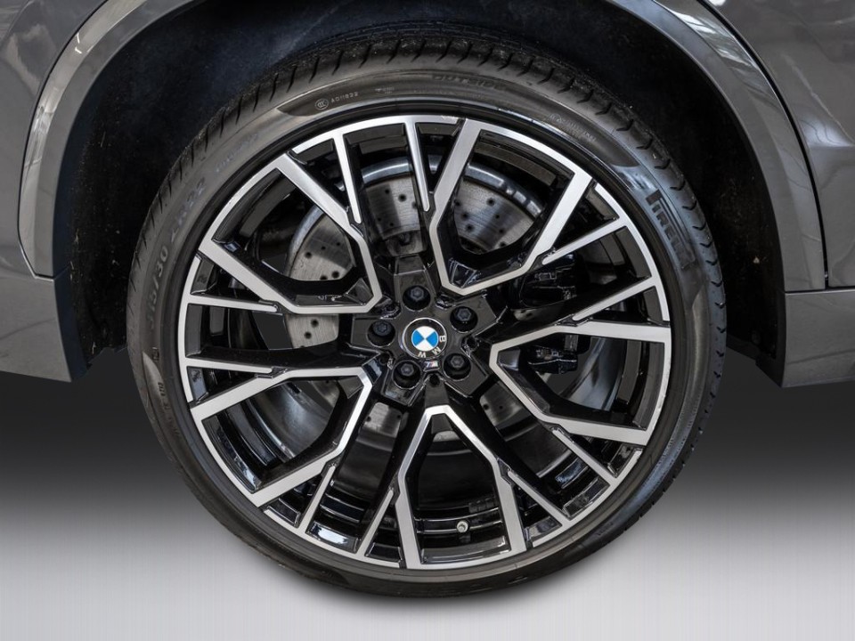BMW X5 M xDrive Competition - foto 22