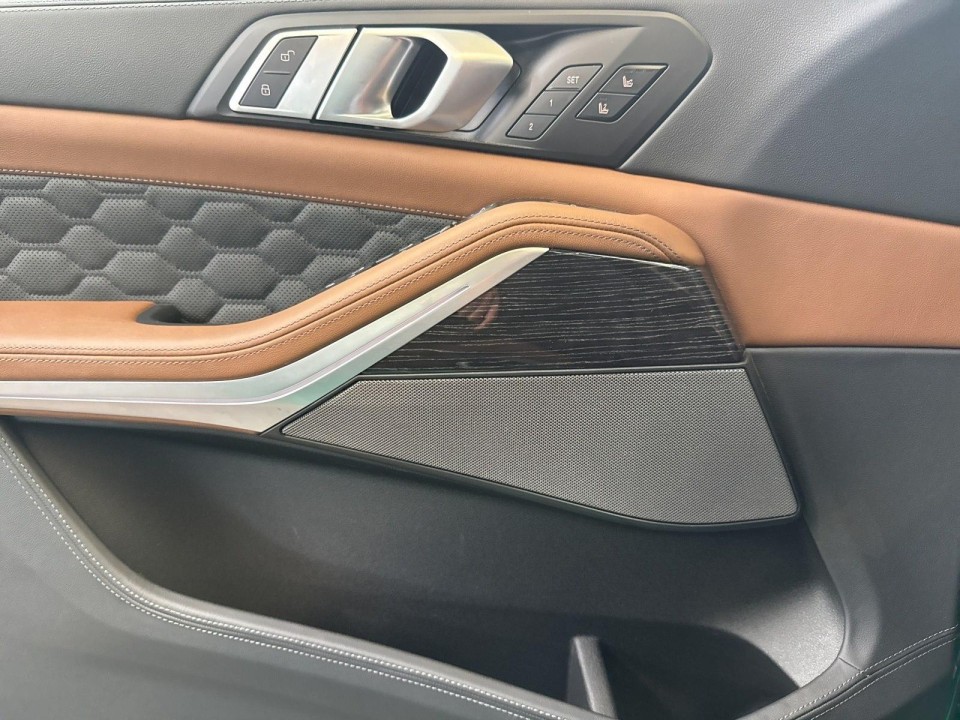 BMW X5 M Competition - foto 11