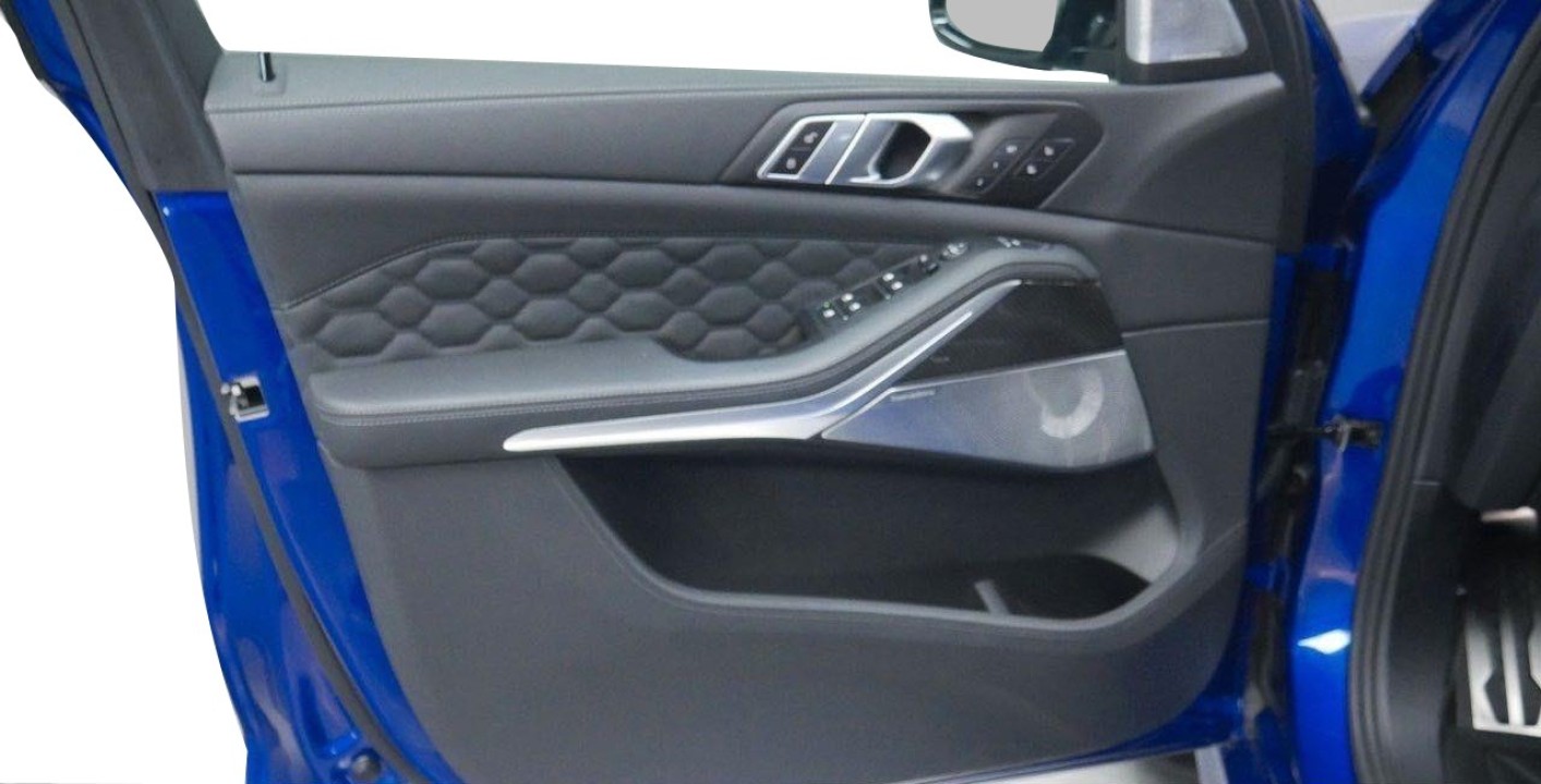 BMW X5 M Competition - foto 17