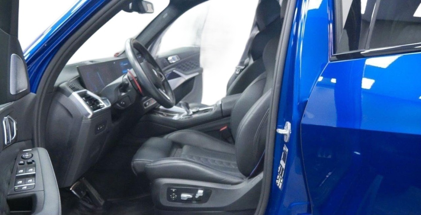 BMW X5 M Competition - foto 11