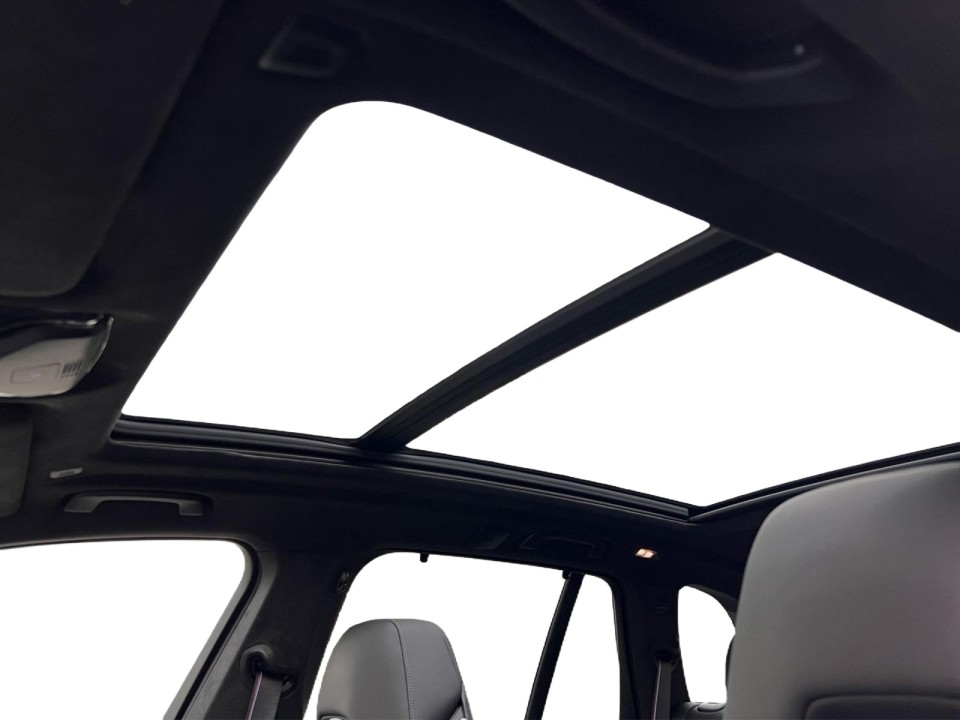 BMW X5 M Competition - foto 13