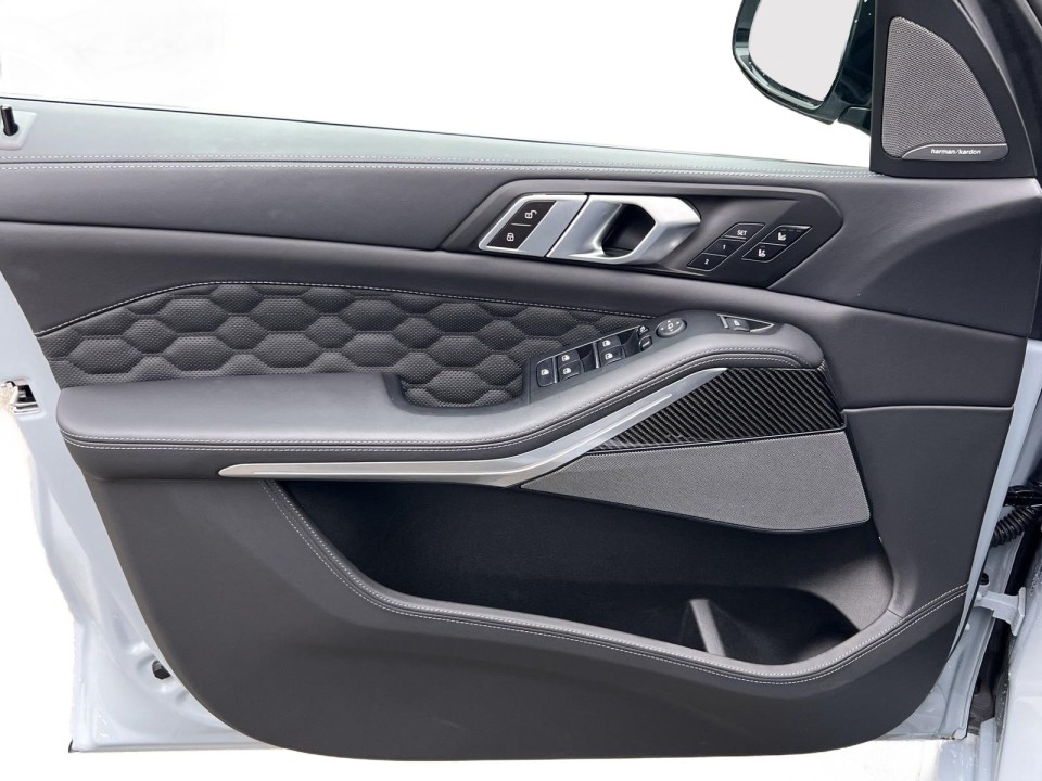 BMW X5 M Competition - foto 20