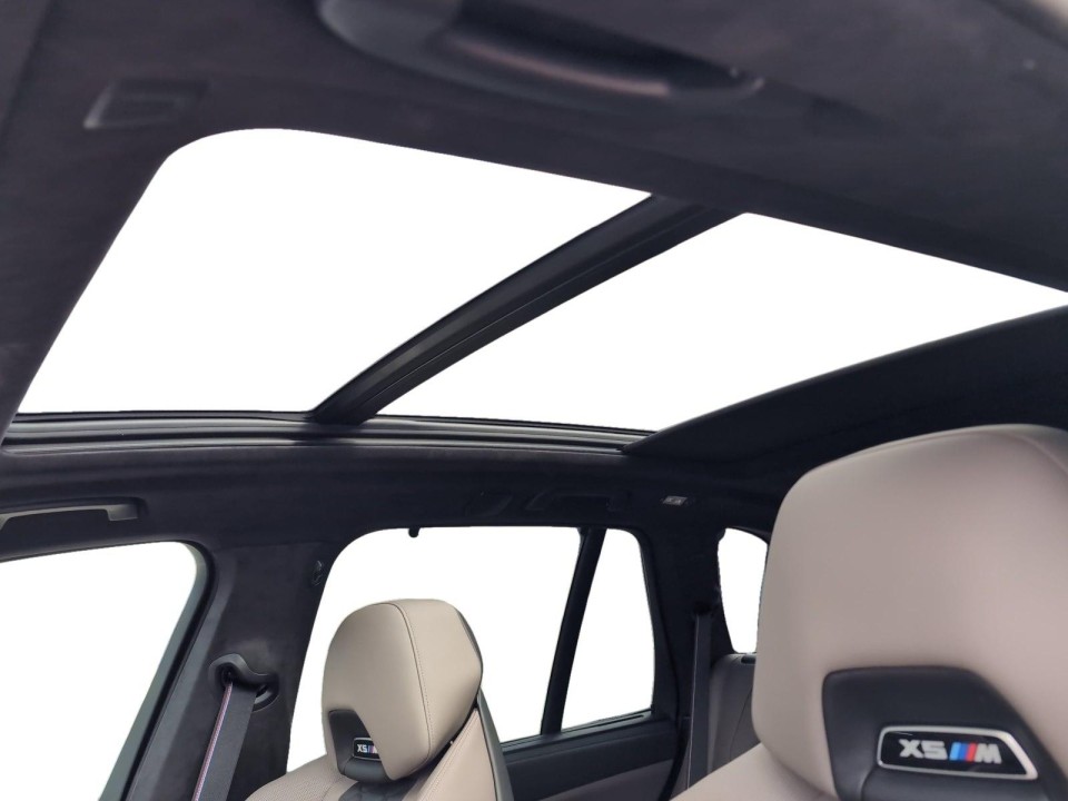 BMW X5 M Competition - foto 29
