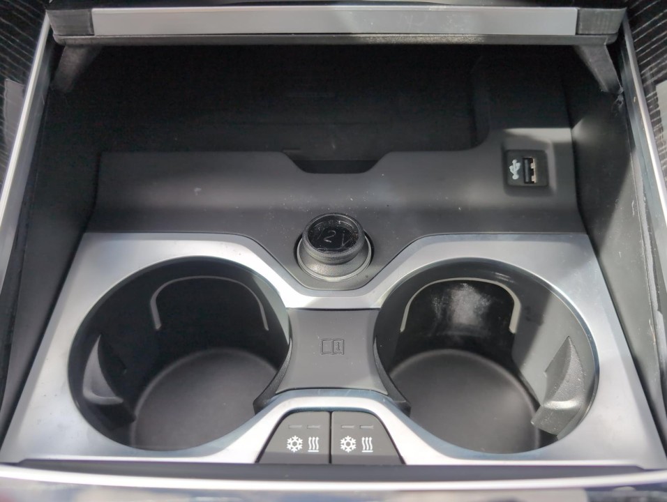 BMW X5 M Competition - foto 23