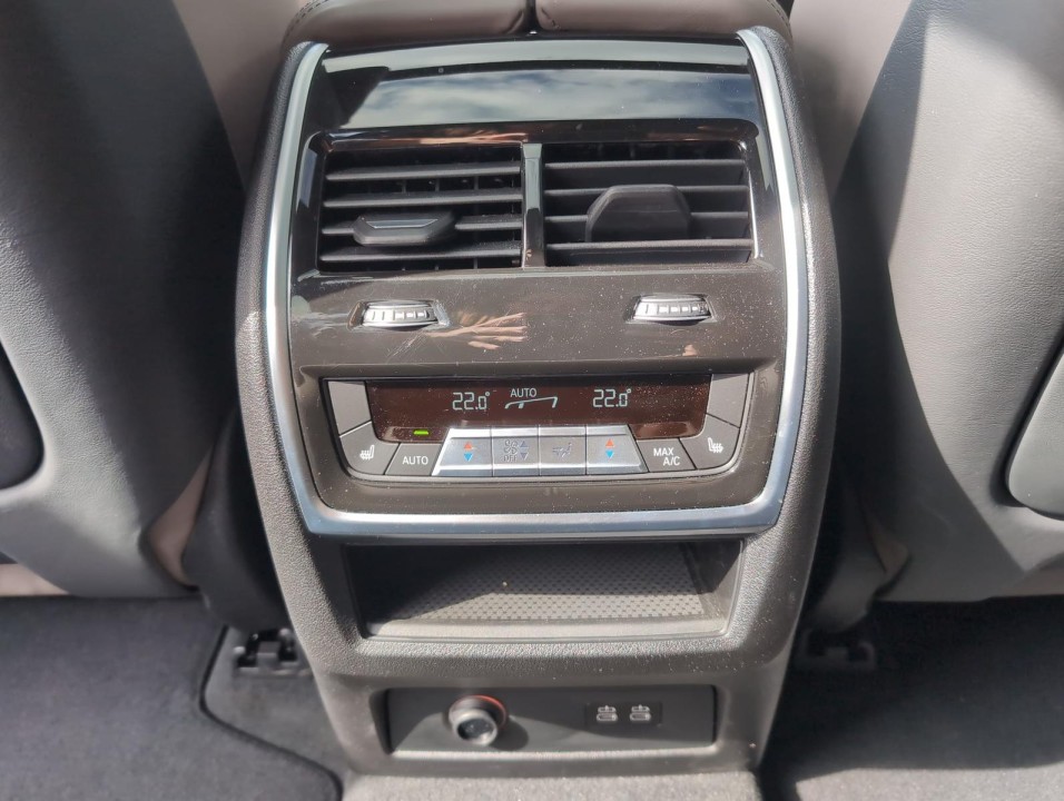 BMW X5 M Competition - foto 24