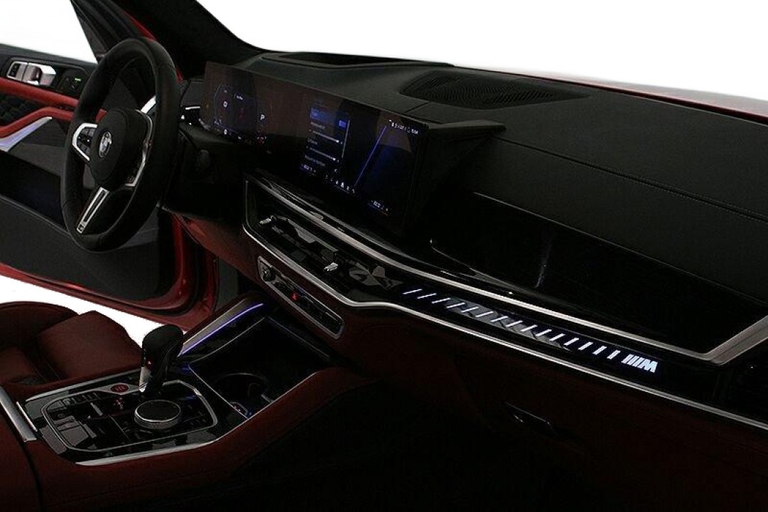 BMW X5 M Competition - foto 8