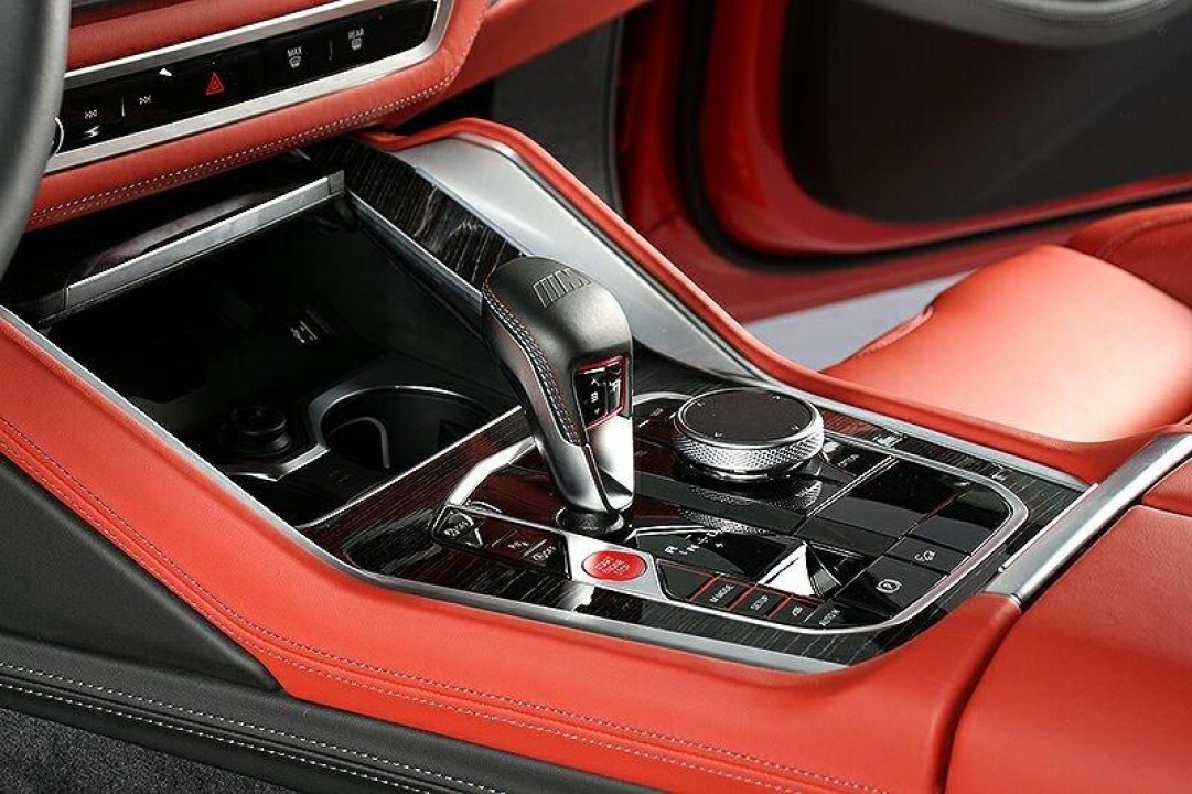 BMW X5 M Competition - foto 12