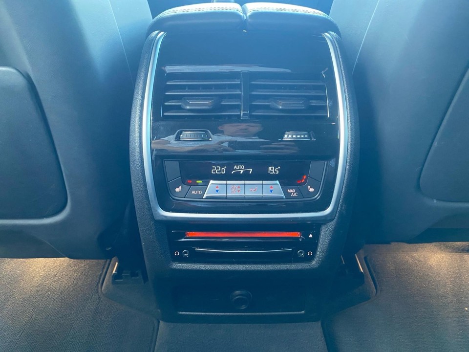 BMW X5 M Competition - foto 9