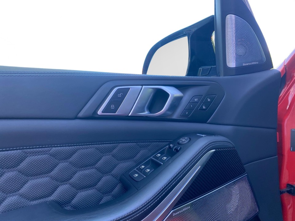 BMW X5 M Competition - foto 12