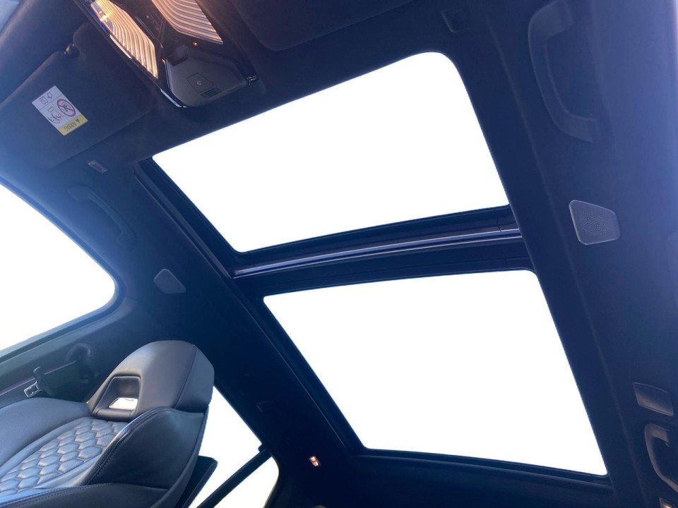 BMW X5 M Competition - foto 11