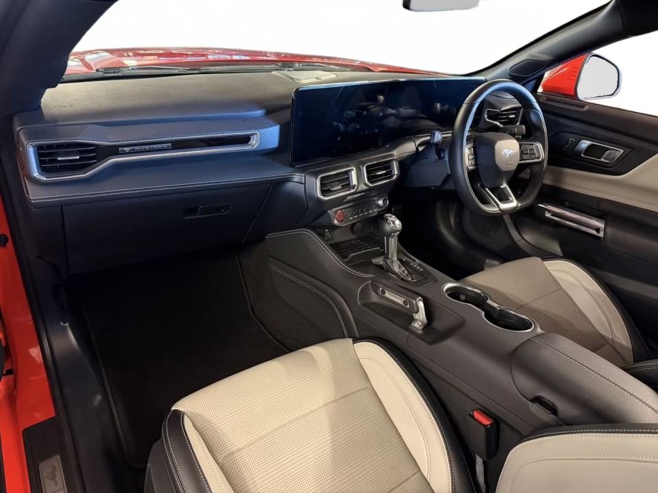 Ford Mustang EcoBoost - foto 9