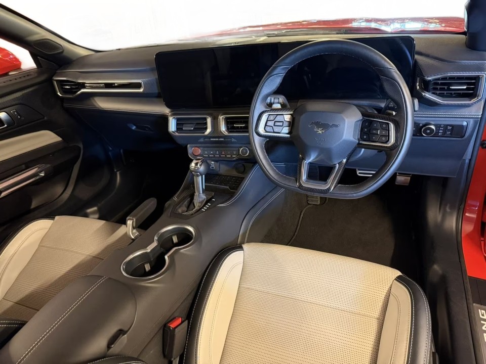 Ford Mustang EcoBoost - foto 8