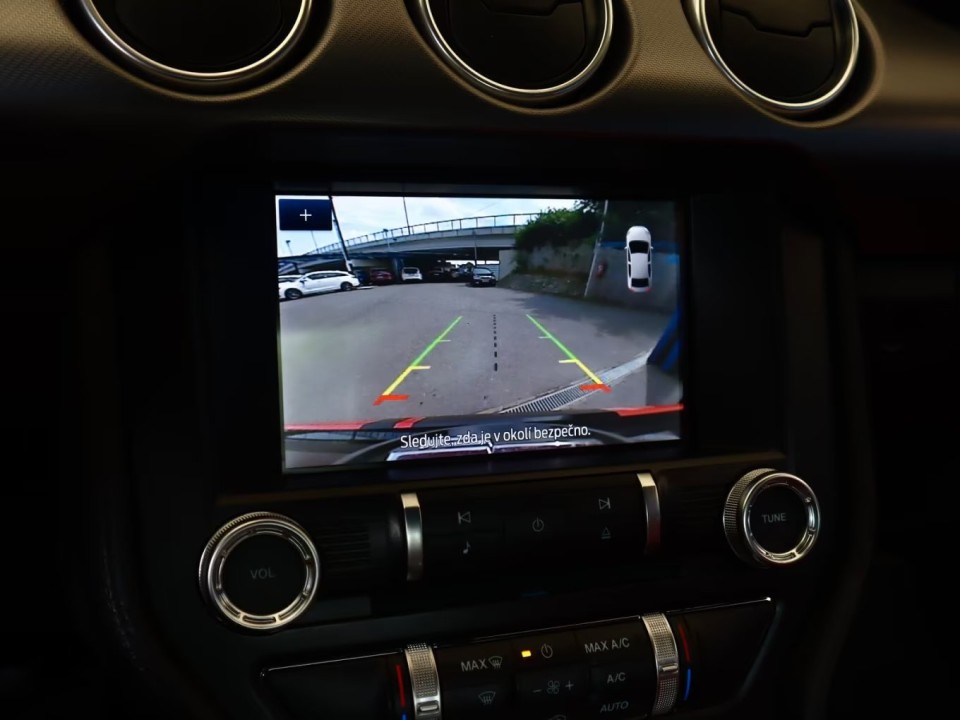 Ford Mustang - foto 14