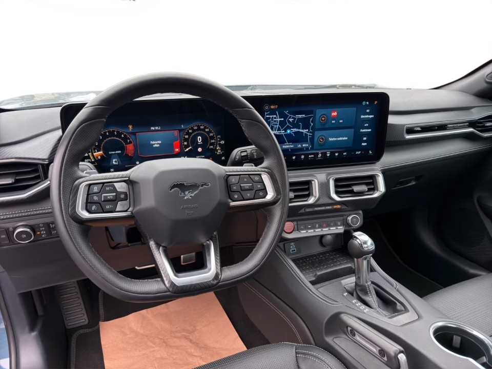 Ford Mustang GT - foto 10