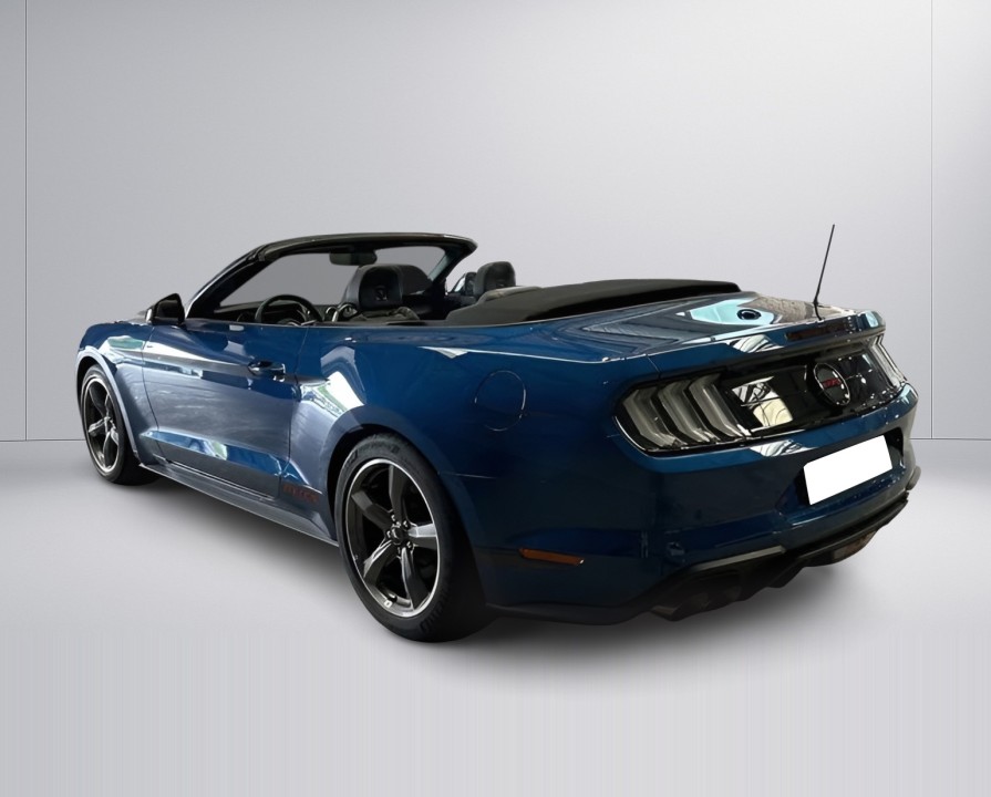 Ford Mustang GT Convertible (5)
