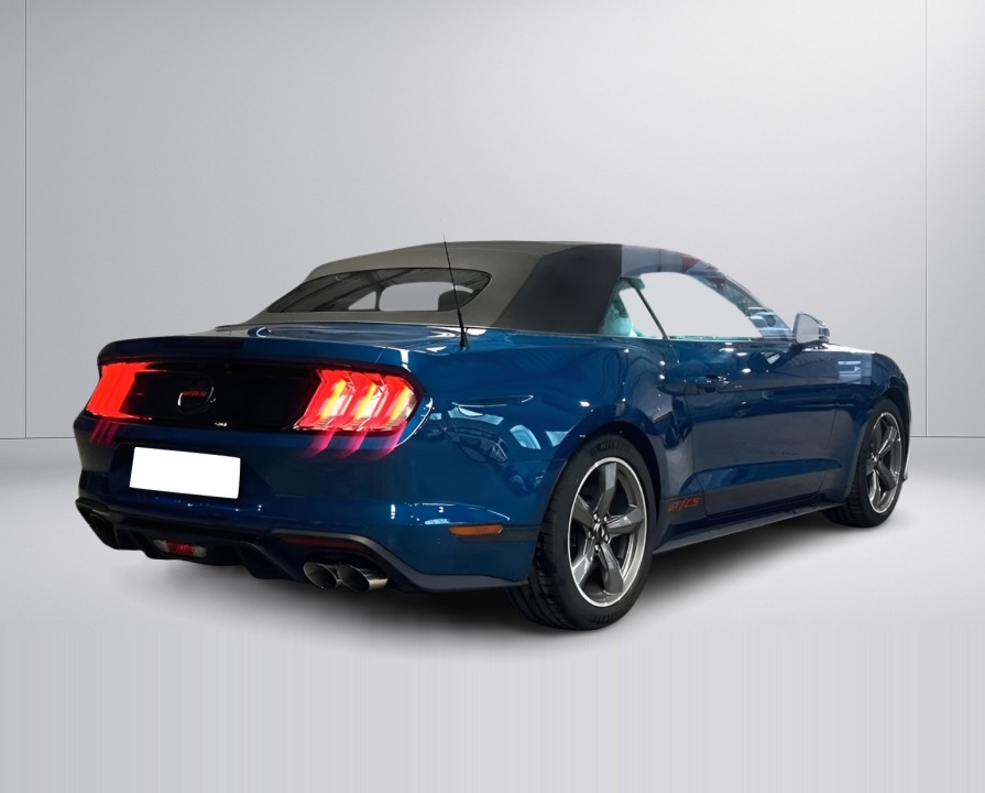 Ford Mustang GT Convertible (4)