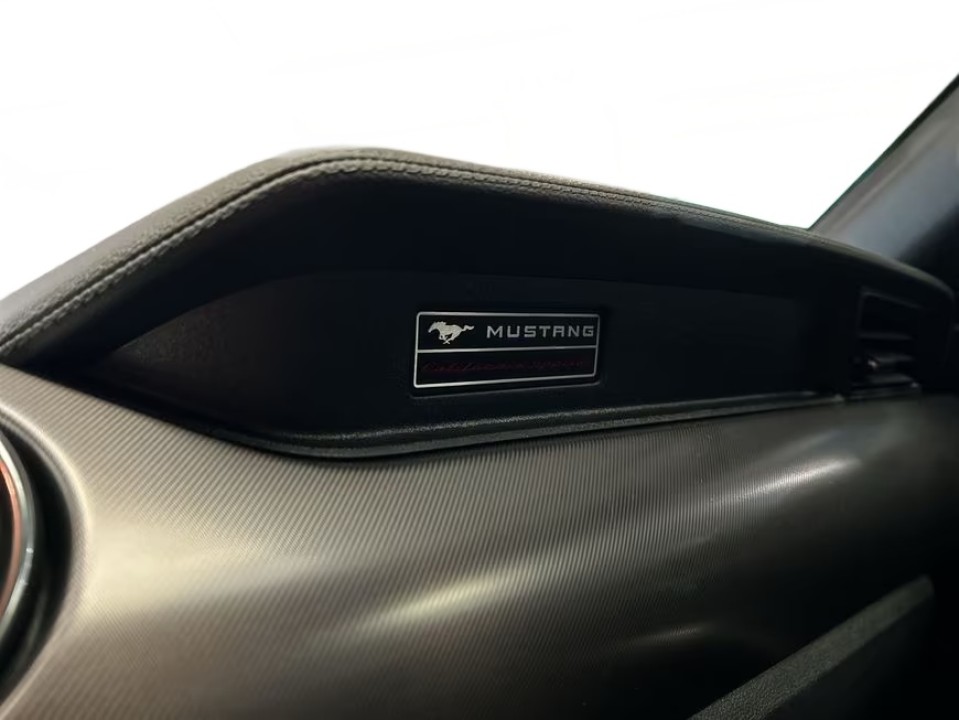 Ford Mustang GT Convertible - foto 14