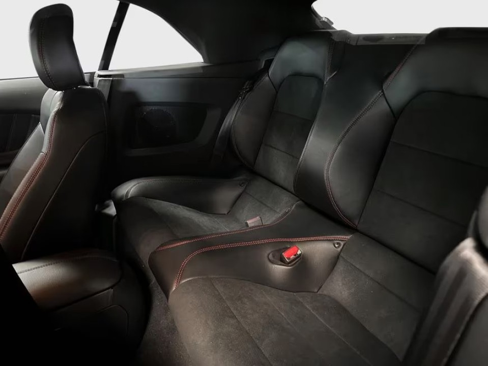 Ford Mustang GT Convertible - foto 12