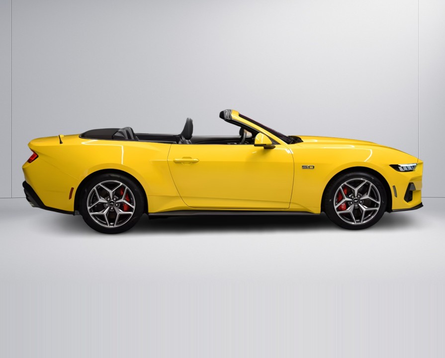 Ford Mustang GT Convertible (2)