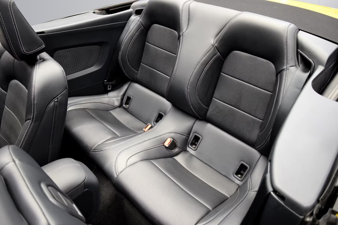 Ford Mustang GT Convertible - foto 15