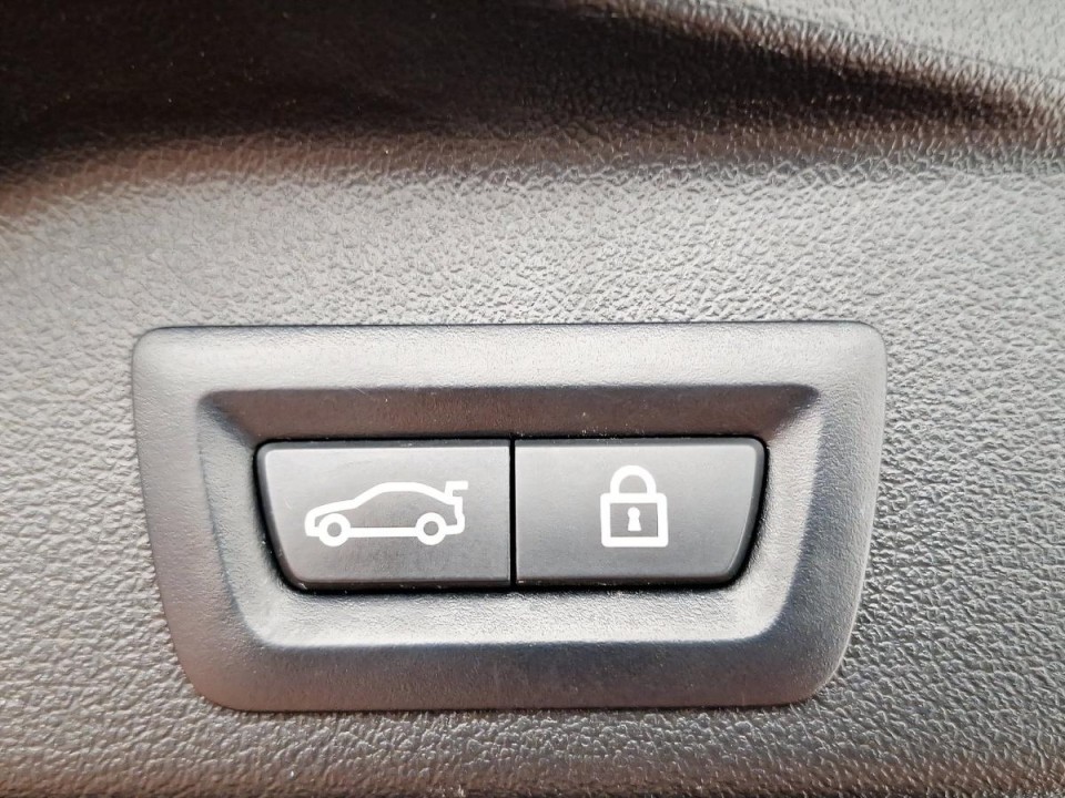 BMW X5 M Competition - foto 15