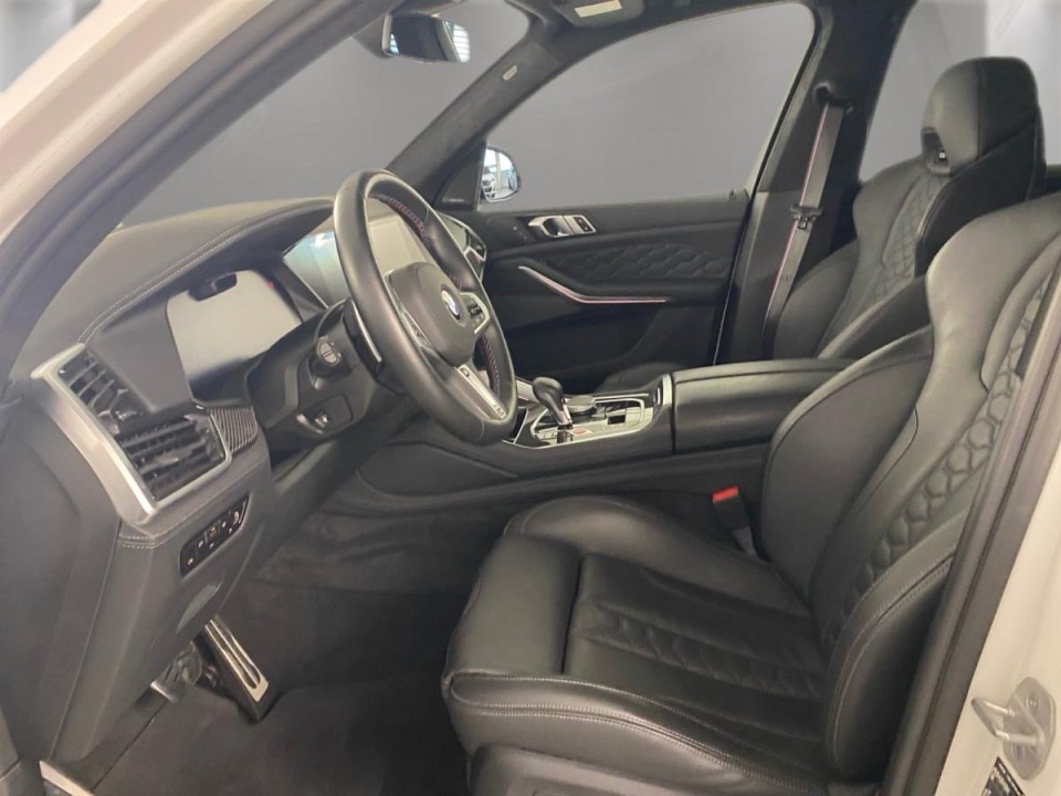 BMW X5 M Competition - foto 6