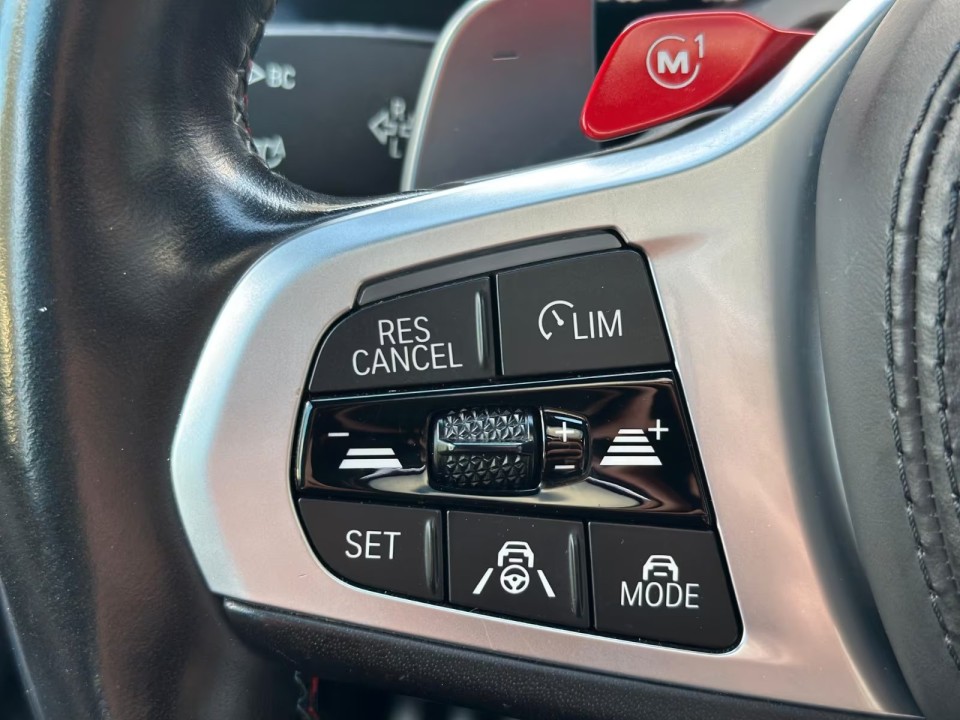 BMW X5 M Competition - foto 13