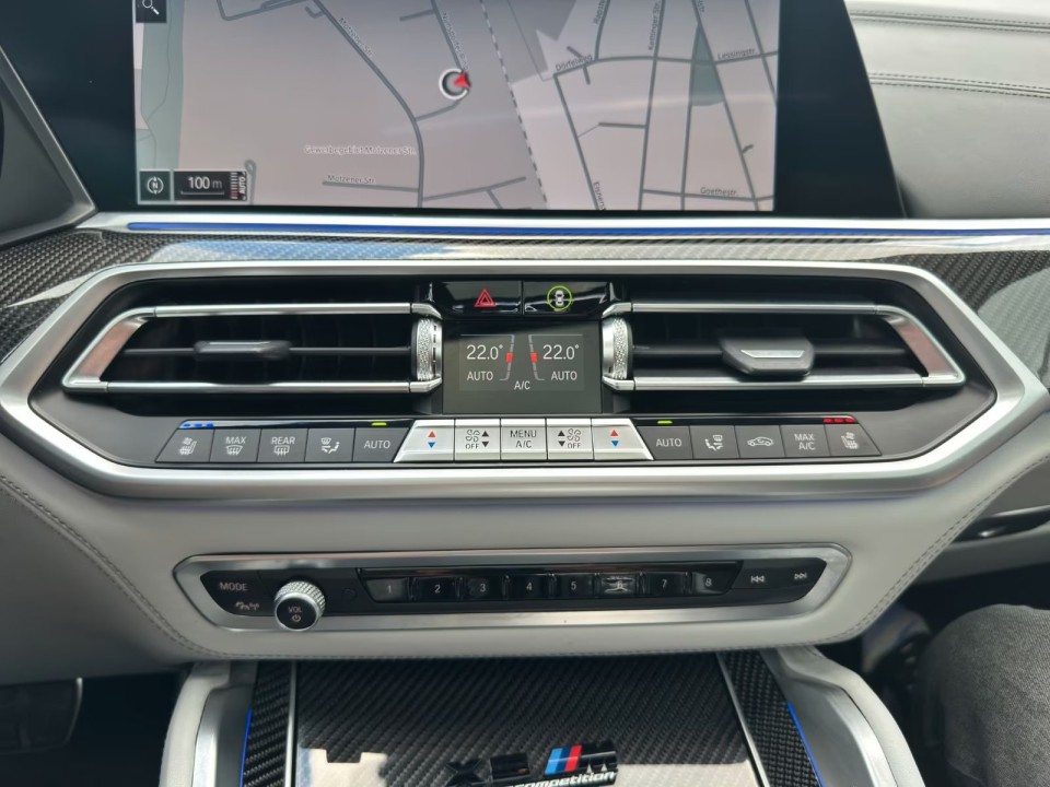 BMW X5 M Competition - foto 17