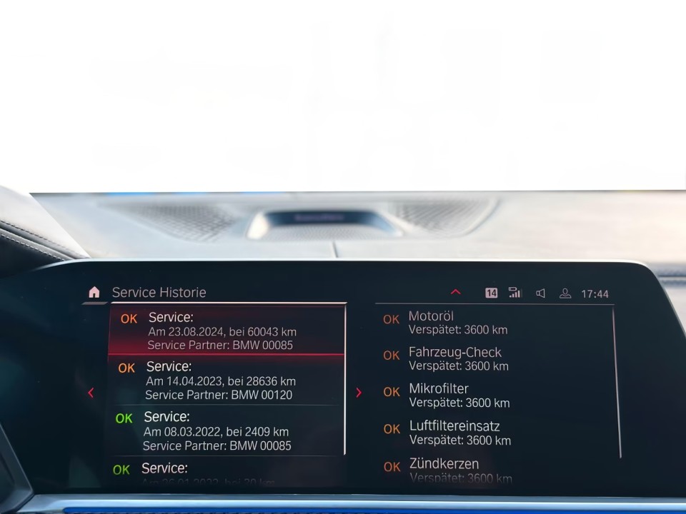 BMW X5 M Competition - foto 24