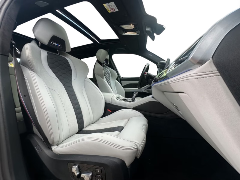 BMW X5 M Competition - foto 12