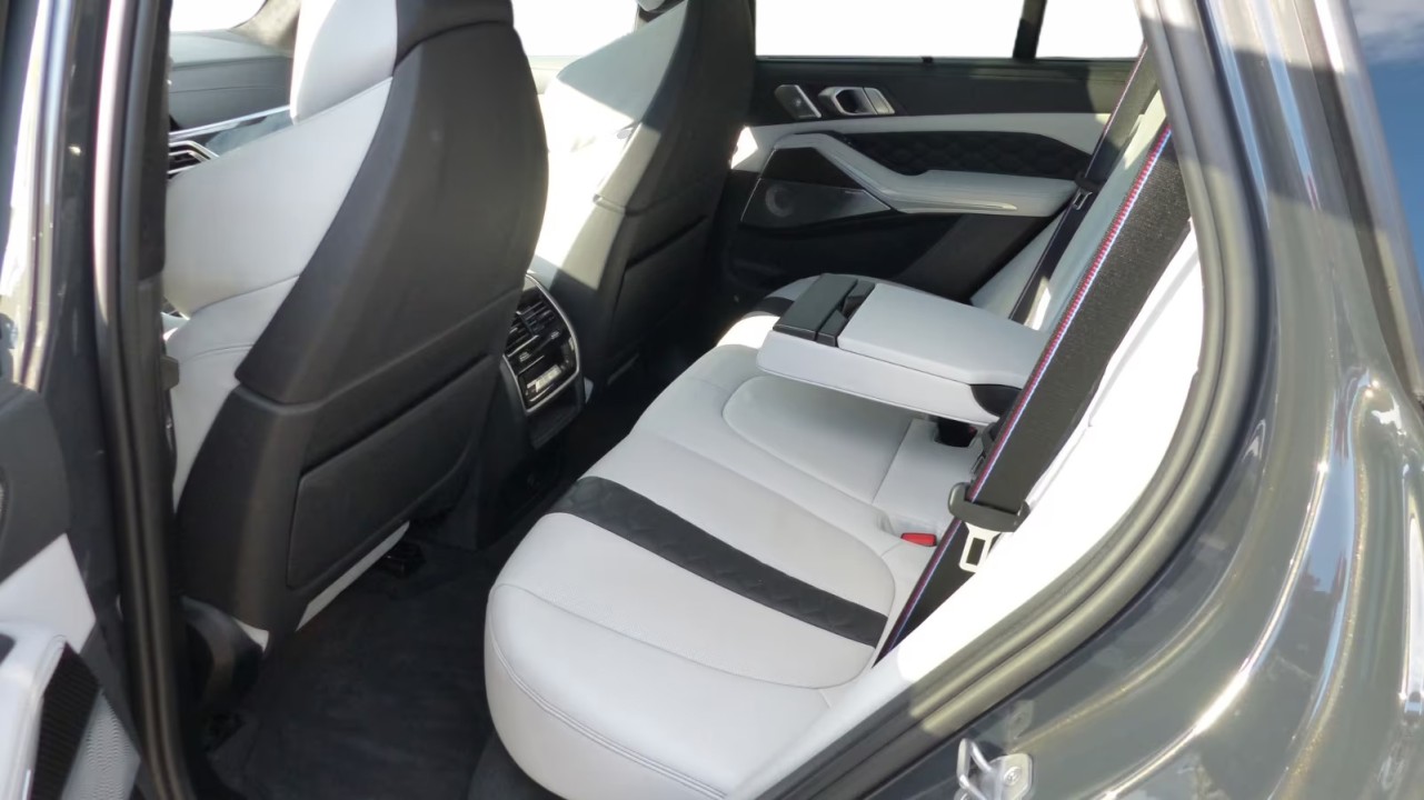 BMW X5 M Competition - foto 15