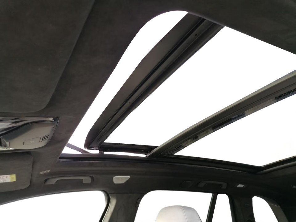 BMW X5 M Competition - foto 17