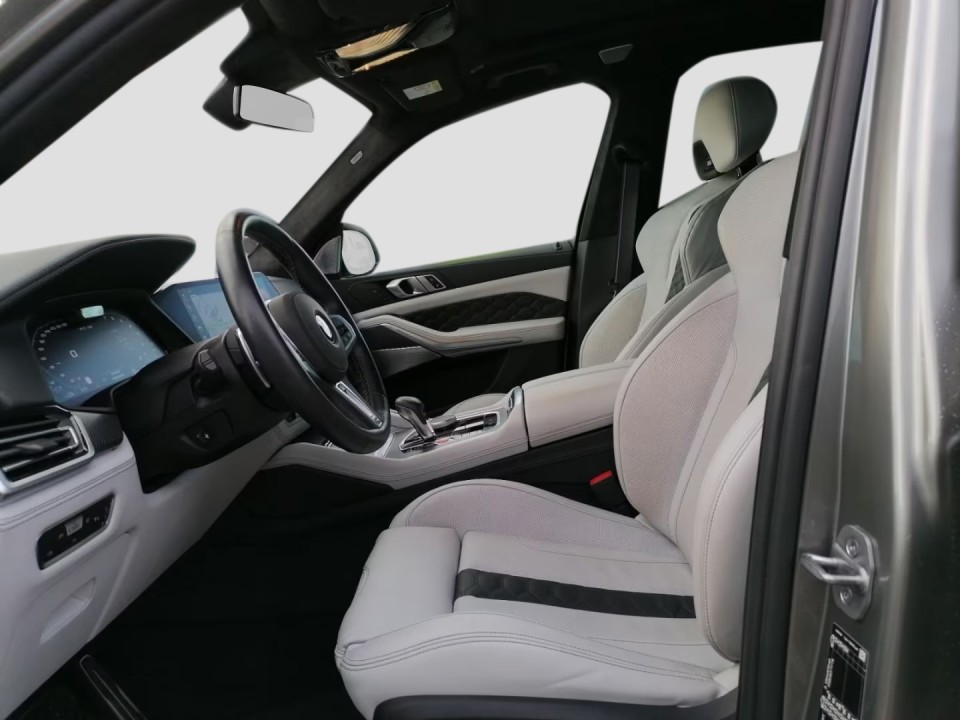 BMW X5 M Competition - foto 8