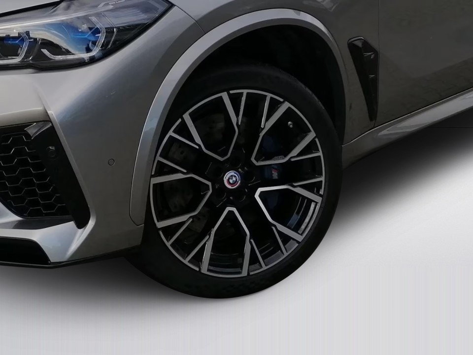 BMW X5 M Competition - foto 27
