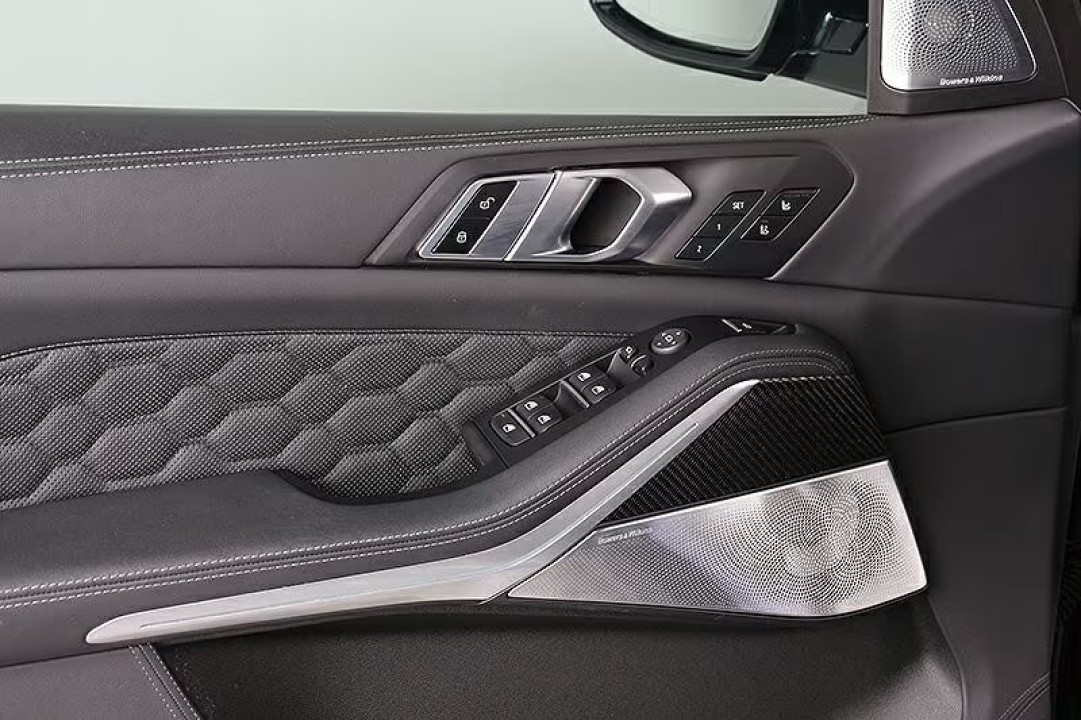 BMW X5 M Competition - foto 19