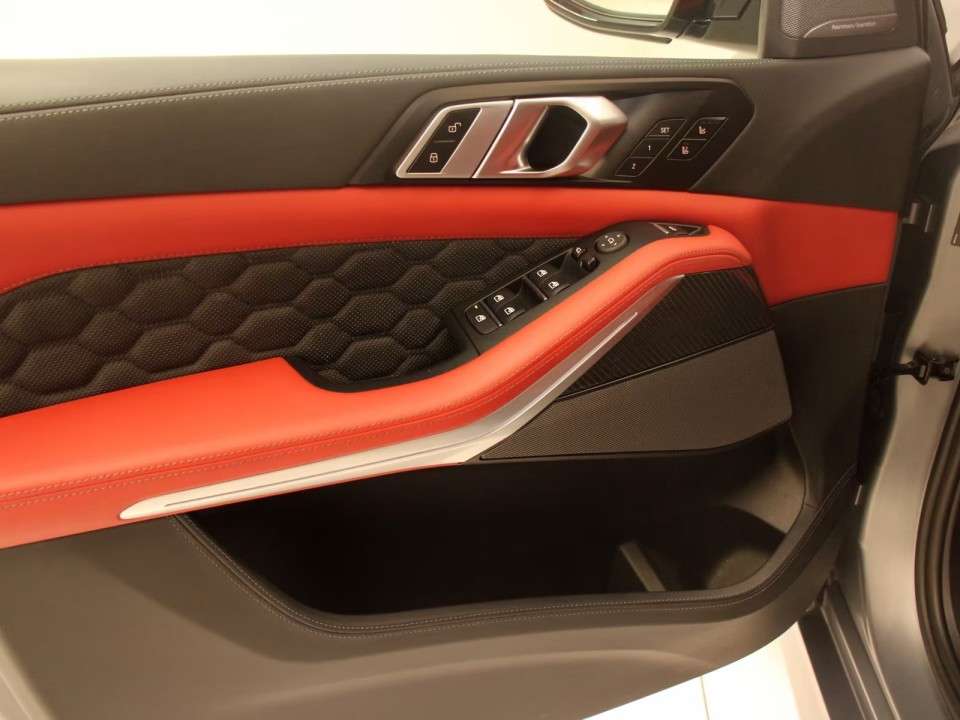 BMW X5 M Competition - foto 15