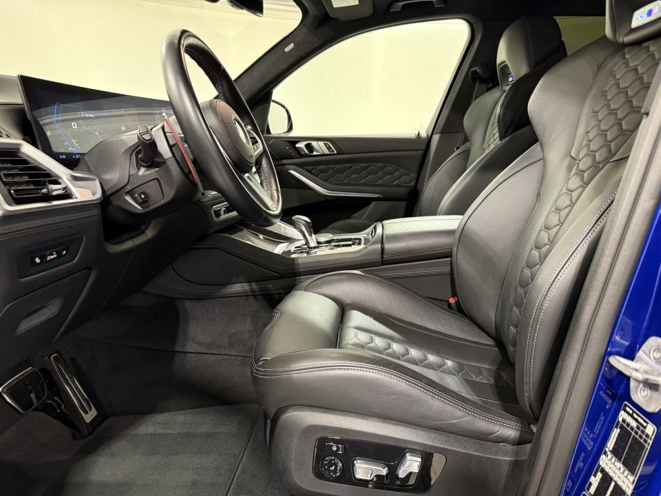 BMW X5 M Competition - foto 8