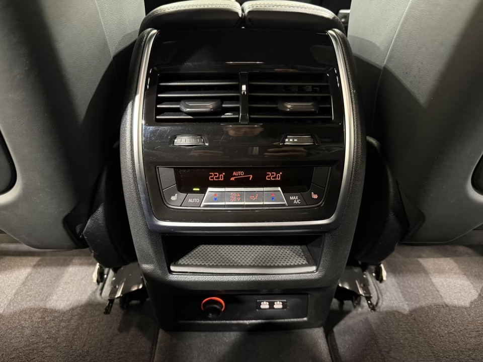 BMW X5 M Competition - foto 13