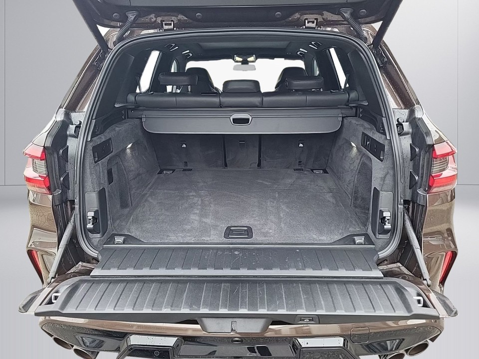 BMW X5 M Competition - foto 12