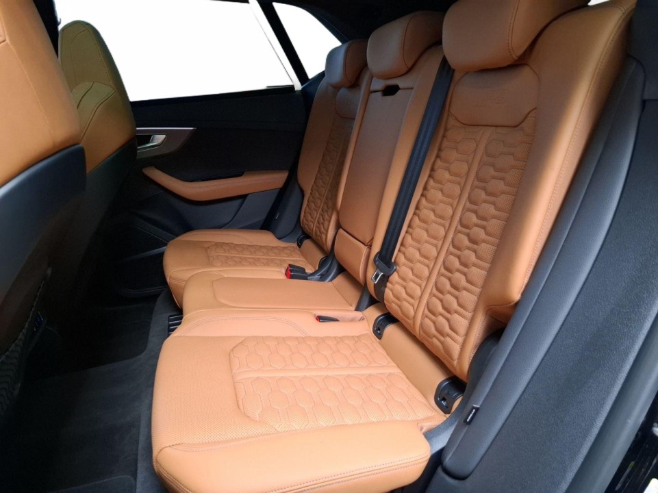 Audi RS Q8 - foto 10