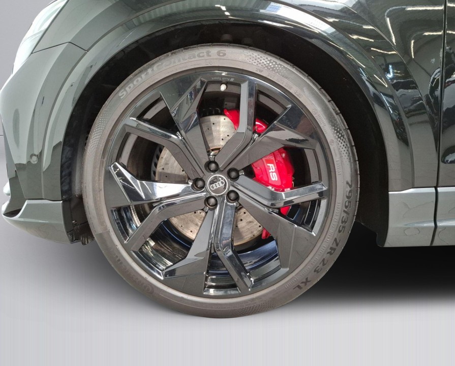 Audi RS Q8 - foto 19
